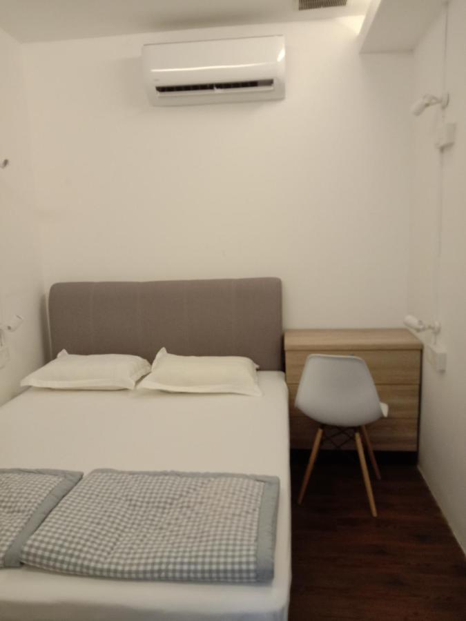 Sydney Backpackers Jonker Street Asrama *